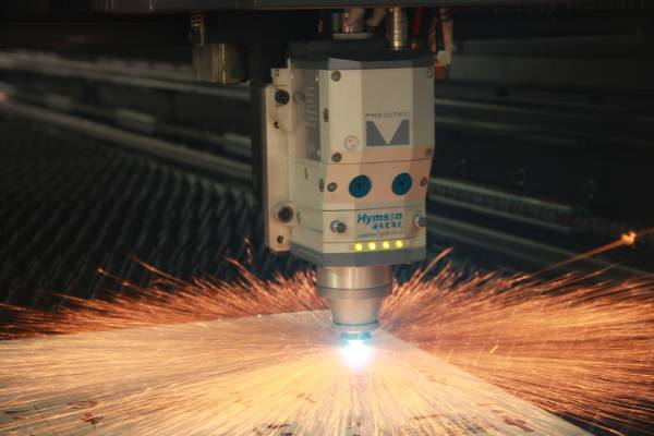 Fiber Laser Cutter for Metal: Maximize Productivity &amp; Precision
