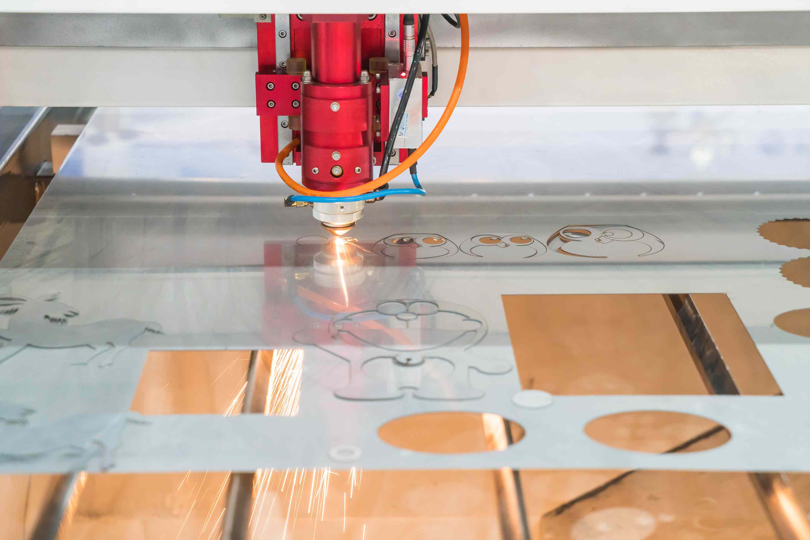 10 Core Industries Transformed by Fiber Laser Cutting